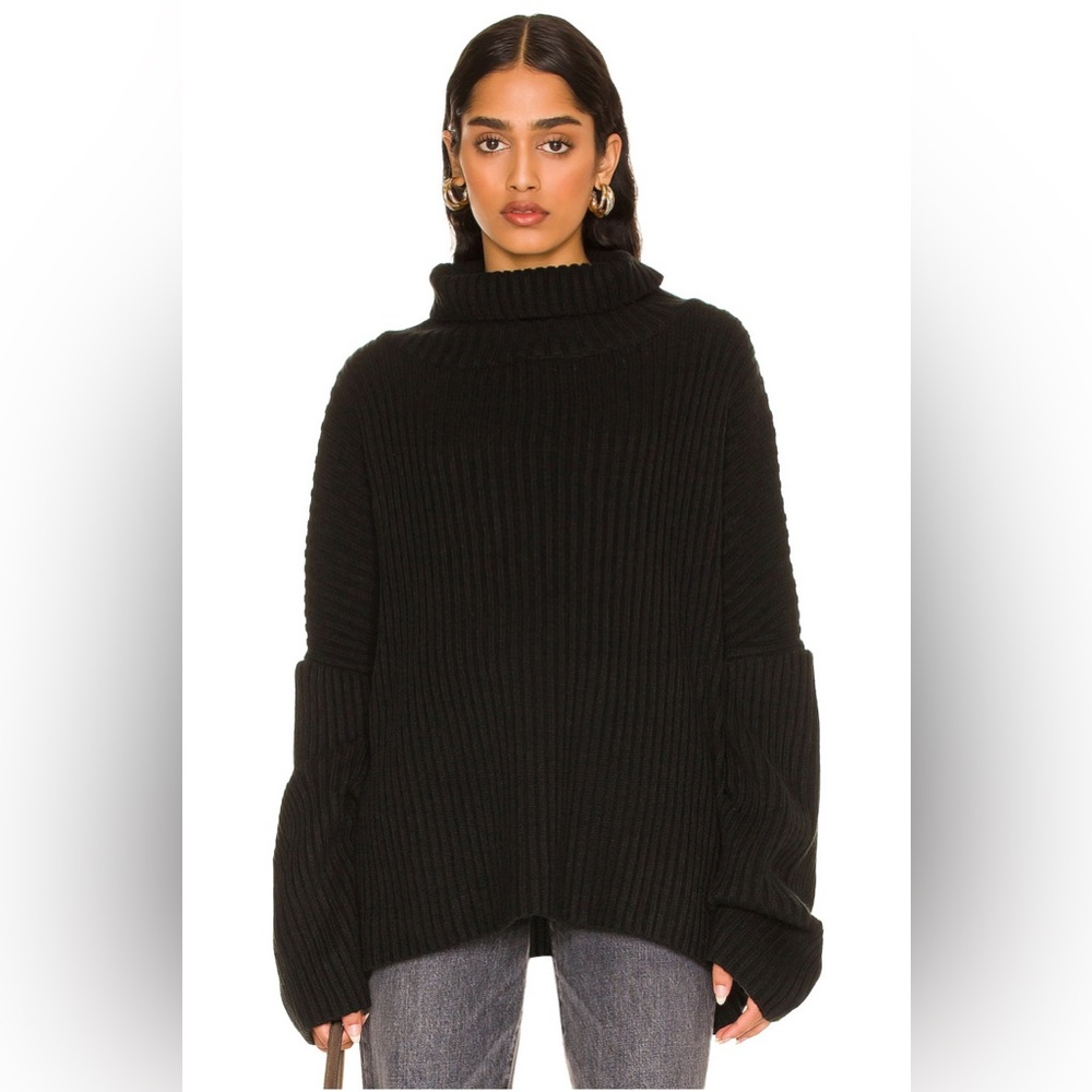 Revolve Casey Sweater in Black LBLC The Label size L